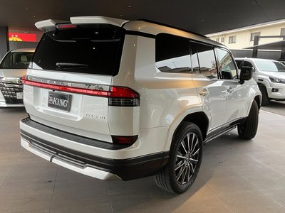 2025 Lexus GX photo 62