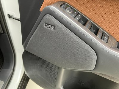 2025 Lexus GX photo 7