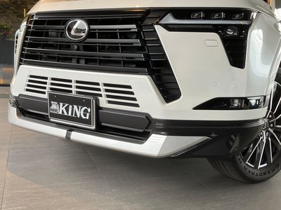 2025 Lexus GX photo 57