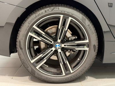 2025 BMW 3 SERIES photo 16
