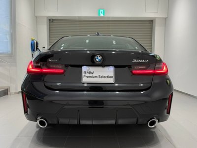 2025 BMW 3 SERIES photo 10
