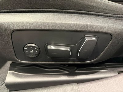 2025 BMW 3 SERIES thumbnail 26