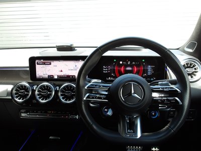 2024 Mercedes-BENZ GLB AMG — миниатюра 35