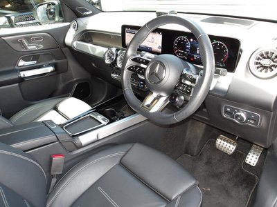 صورة 6 لـ 2024 Mercedes-BENZ GLB AMG