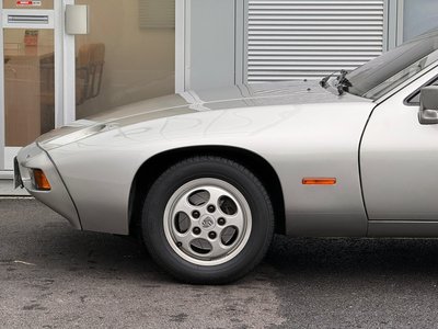 1981 Porsche 928 照片 22