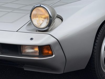 1981 Porsche 928 照片 11
