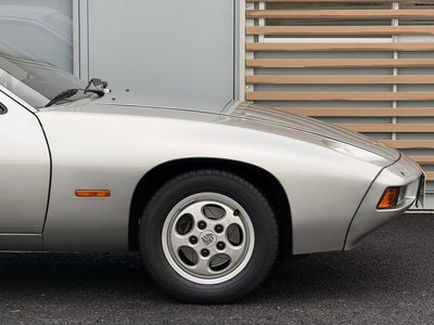 1981 Porsche 928 照片 20