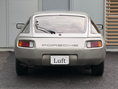 1981 Porsche 928 照片 25