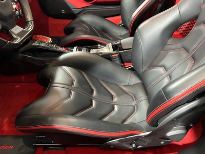 2017 Ferrari 488 SPIDER — фото 16