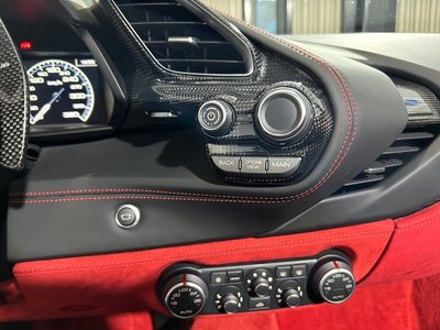 2017 Ferrari 488 SPIDER — фото 14