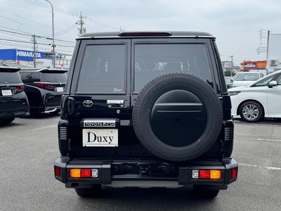 2025 Toyota LAND CRUISER 70 — миниатюра 13