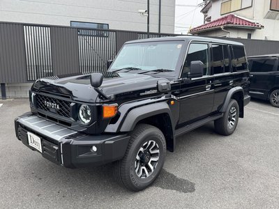 2025 Toyota LAND CRUISER 70 — миниатюра 9