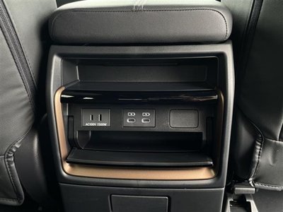 2025 Toyota ALPHARD 照片 28