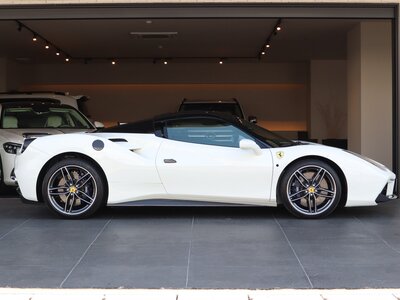 2016 Ferrari 488 SPIDER photo 15