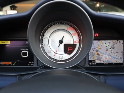 2016 Ferrari 488 SPIDER photo 27