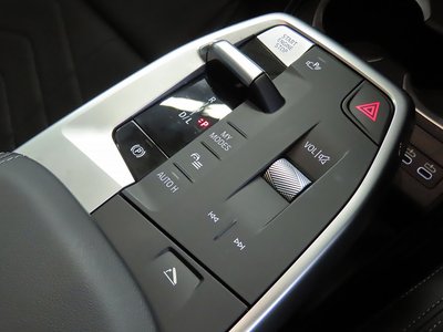صورة مصغرة 17 لـ 2025 BMW X1