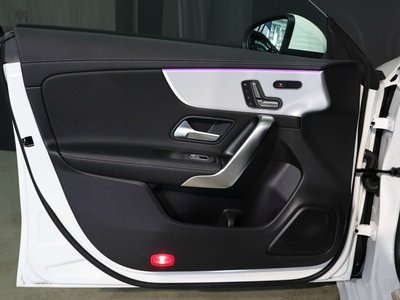 2025 Mercedes-BENZ CLA thumbnail 35