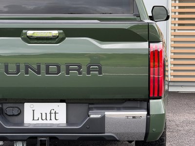 2022 Toyota TUNDRA — миниатюра 32