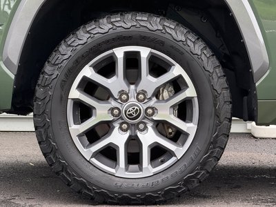2022 Toyota TUNDRA — миниатюра 42