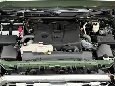 2022 Toyota TUNDRA — миниатюра 17