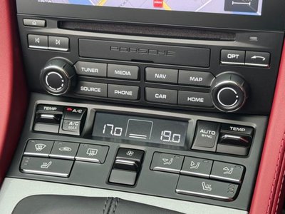 2020 Porsche 718 SPYDER 照片 15