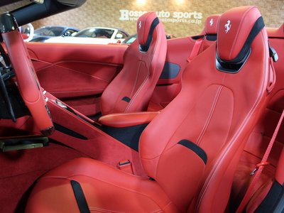 صورة 13 لـ 2024 Ferrari ROMA SPIDER