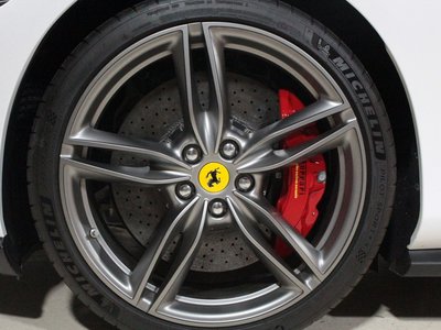 صورة 18 لـ 2024 Ferrari ROMA SPIDER