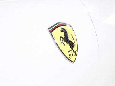 صورة 29 لـ 2024 Ferrari ROMA SPIDER