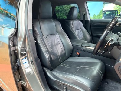2019 Lexus RX photo 9