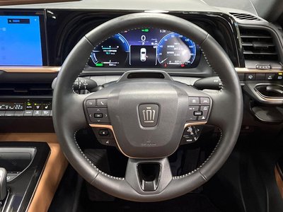 2024 Toyota CROWN SPORT thumbnail 8