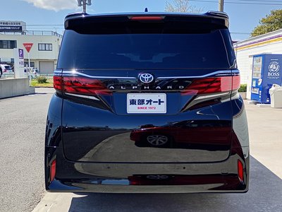 صورة 15 لـ 2025 Toyota ALPHARD