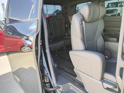 صورة 62 لـ 2025 Toyota ALPHARD