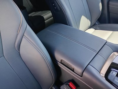 صورة 52 لـ 2025 Toyota ALPHARD