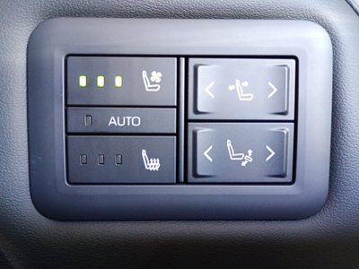 صورة 73 لـ 2025 Toyota ALPHARD