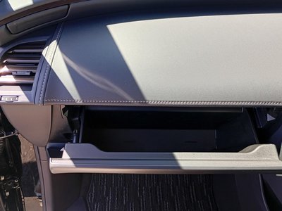صورة 56 لـ 2025 Toyota ALPHARD