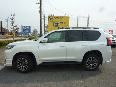 2023 Toyota LAND CRUISER PRADO — фото 2