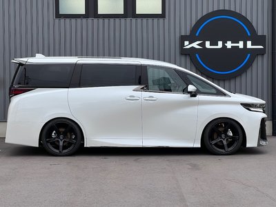 2026 Toyota VELLFIRE — фото 9