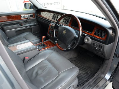 صورة 18 لـ 2006 Toyota CENTURY