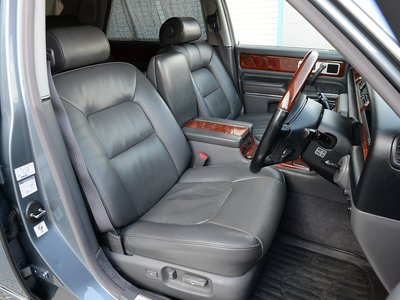 صورة 22 لـ 2006 Toyota CENTURY