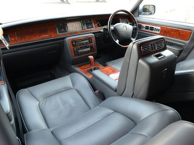 صورة 17 لـ 2006 Toyota CENTURY