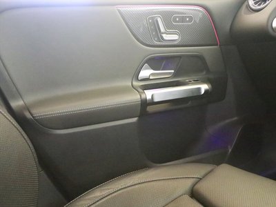 صورة 16 لـ 2021 Mercedes-BENZ GLB AMG