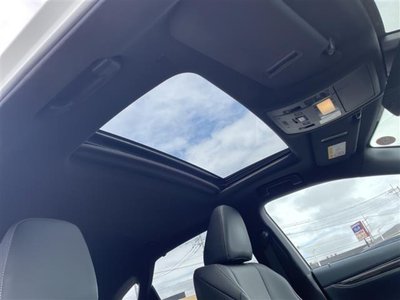 2020 Lexus RX photo 2