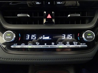 صورة 25 لـ 2023 Toyota GR COROLLA