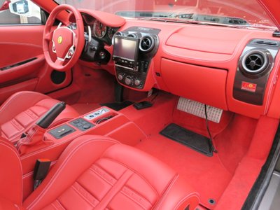 صورة 69 لـ 2007 Ferrari F430