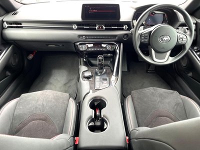 2023 Toyota SUPRA photo 2
