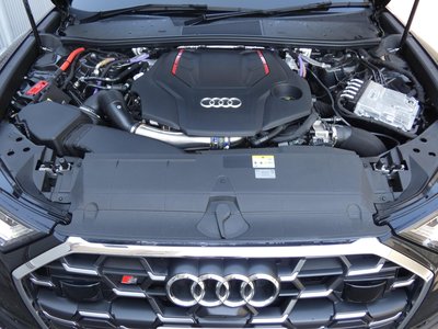 صورة مصغرة 171 لـ 2025 AUDI S6