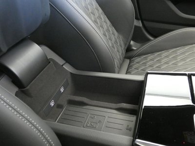 صورة مصغرة 150 لـ 2025 AUDI S6