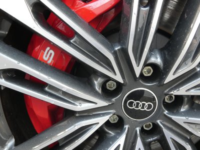 صورة مصغرة 173 لـ 2025 AUDI S6