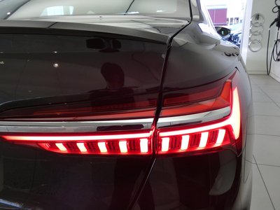 صورة مصغرة 48 لـ 2025 AUDI S6