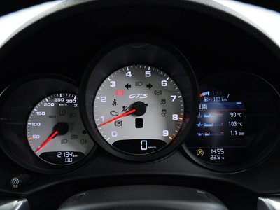 صورة مصغرة 33 لـ 2023 Porsche 718